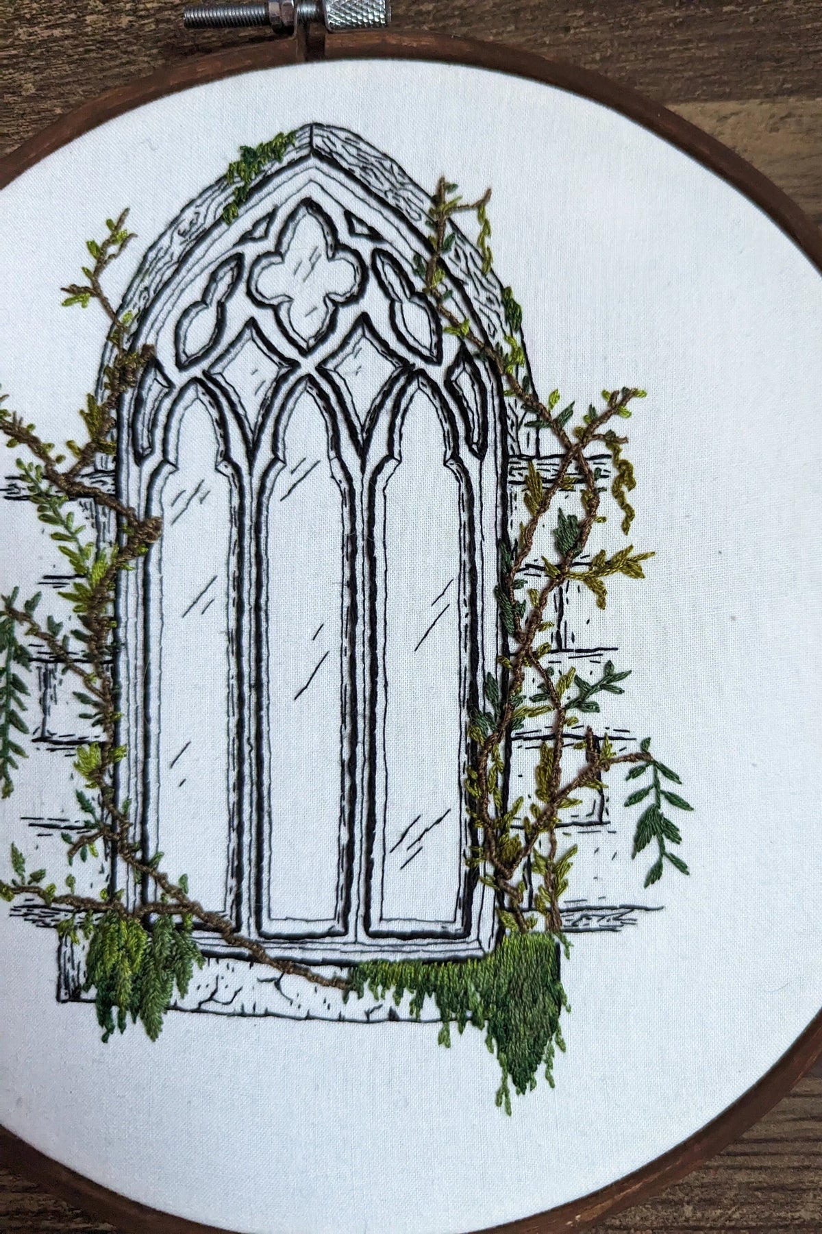 Gothic Arch Embroidery Pattern - Modern Hand Embroidery
